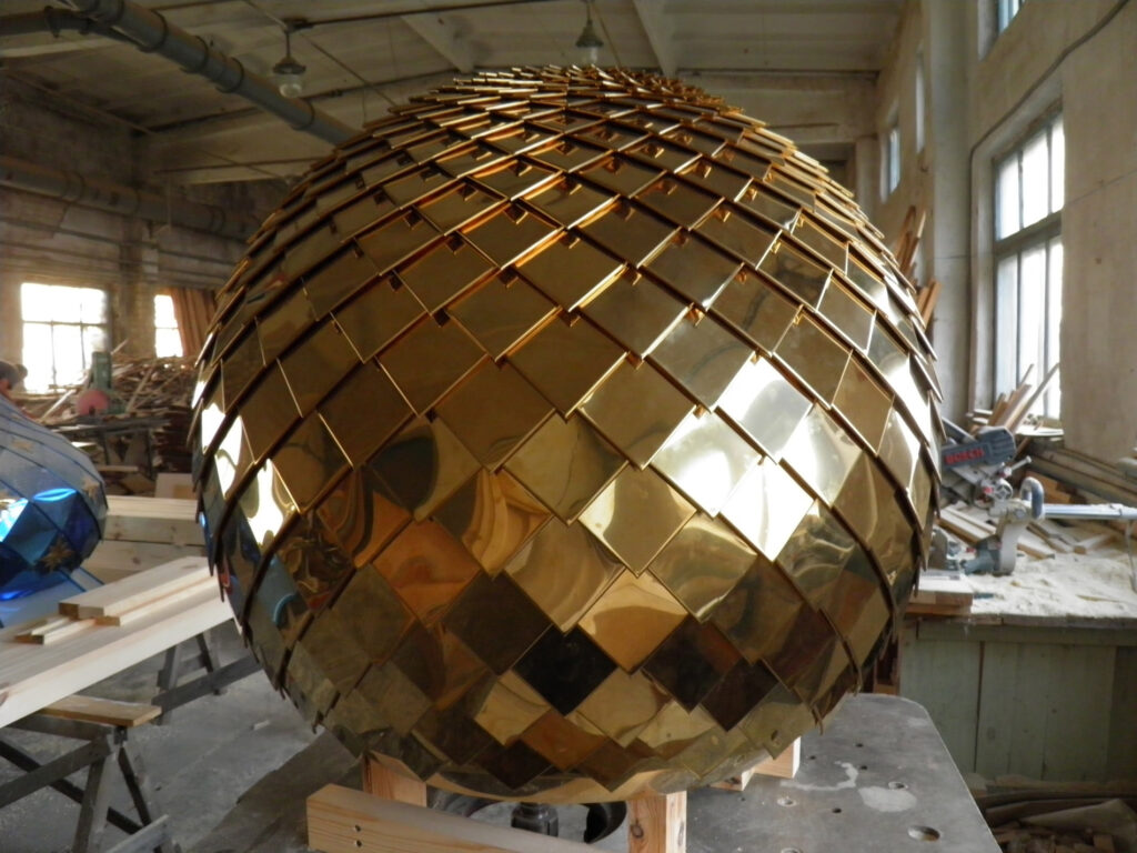 titanium nitride metal dome roof goold
