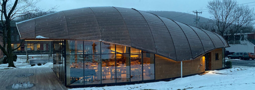 Image of a curved roof with a barrel roof by Spengler Industries